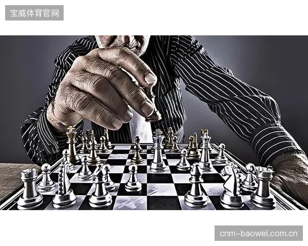 两位主教练的战术博弈将是比赛看点，佩塞罗的平衡策略能否抵挡科曼的变阵值得关注。